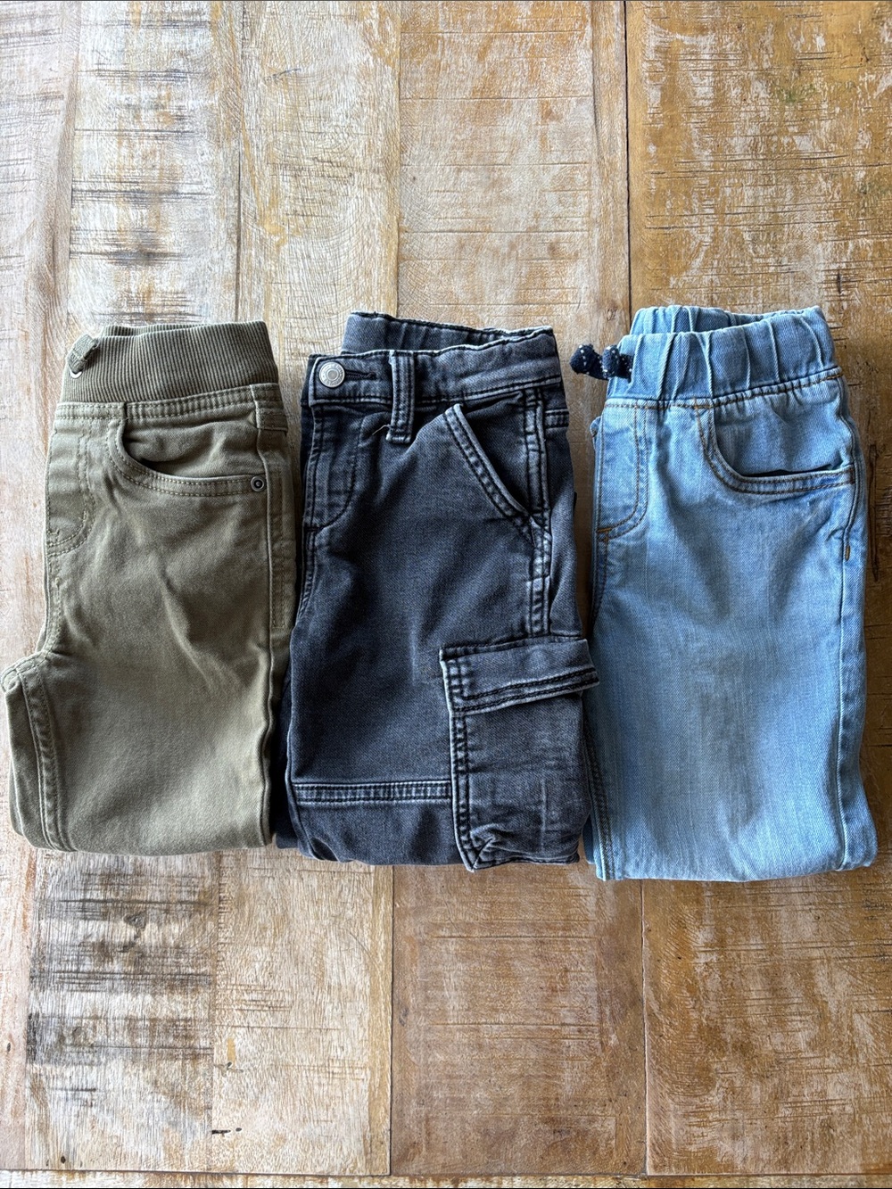 Boys Mixed Brands Bottoms Bundle size 4